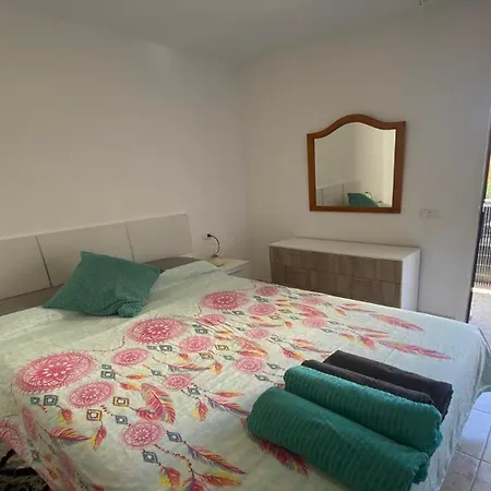 Apt. Manrey 1b - Ambar